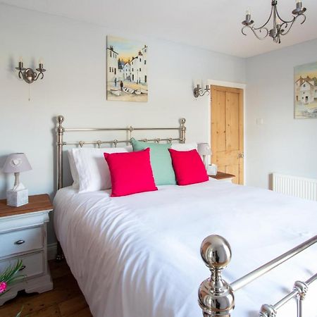 Stylish Town Centre House With Garden And Parking Opposite Villa Bury St. Edmunds Buitenkant foto