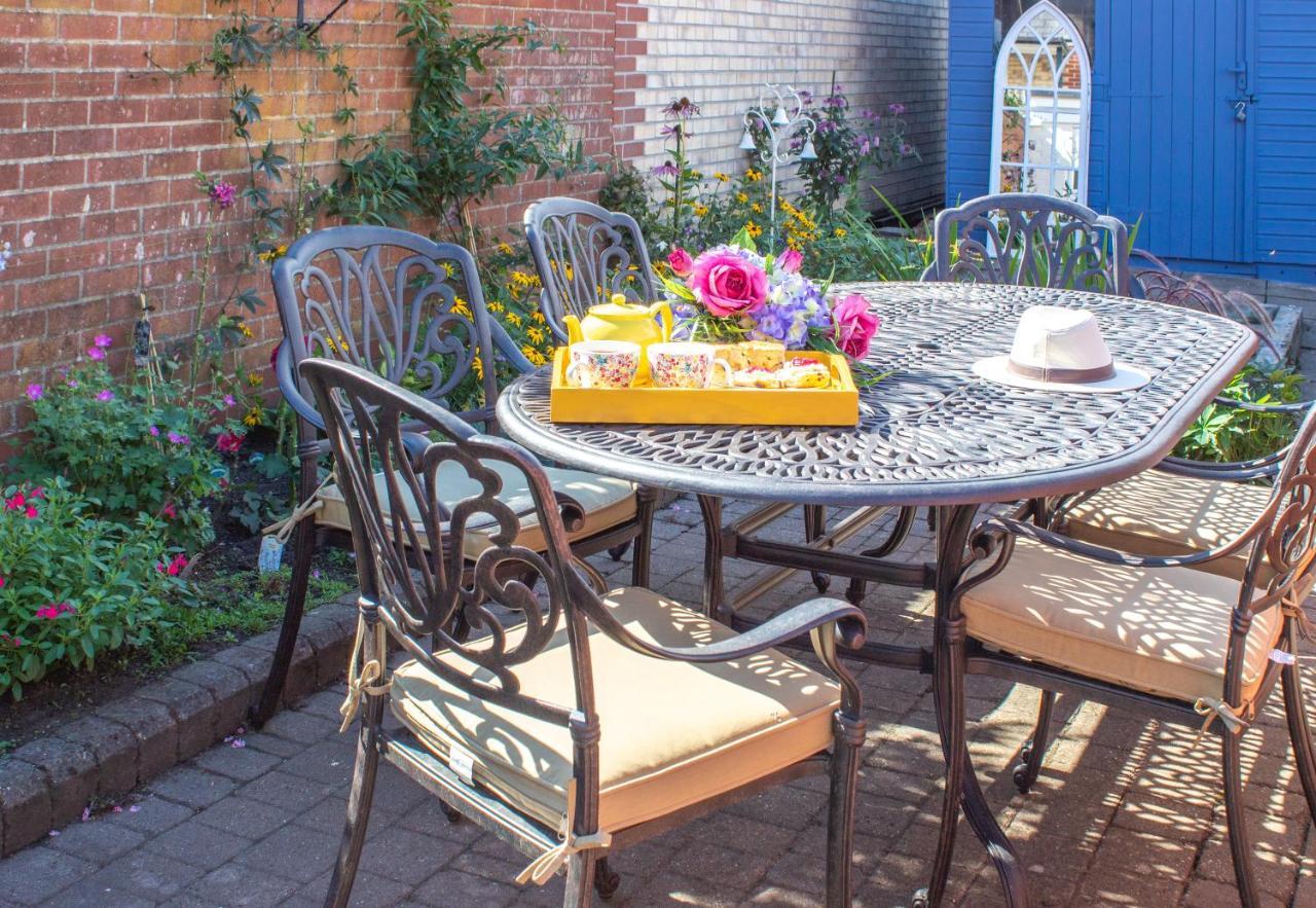 Stylish Town Centre House With Garden And Parking Opposite Villa Bury St. Edmunds Buitenkant foto