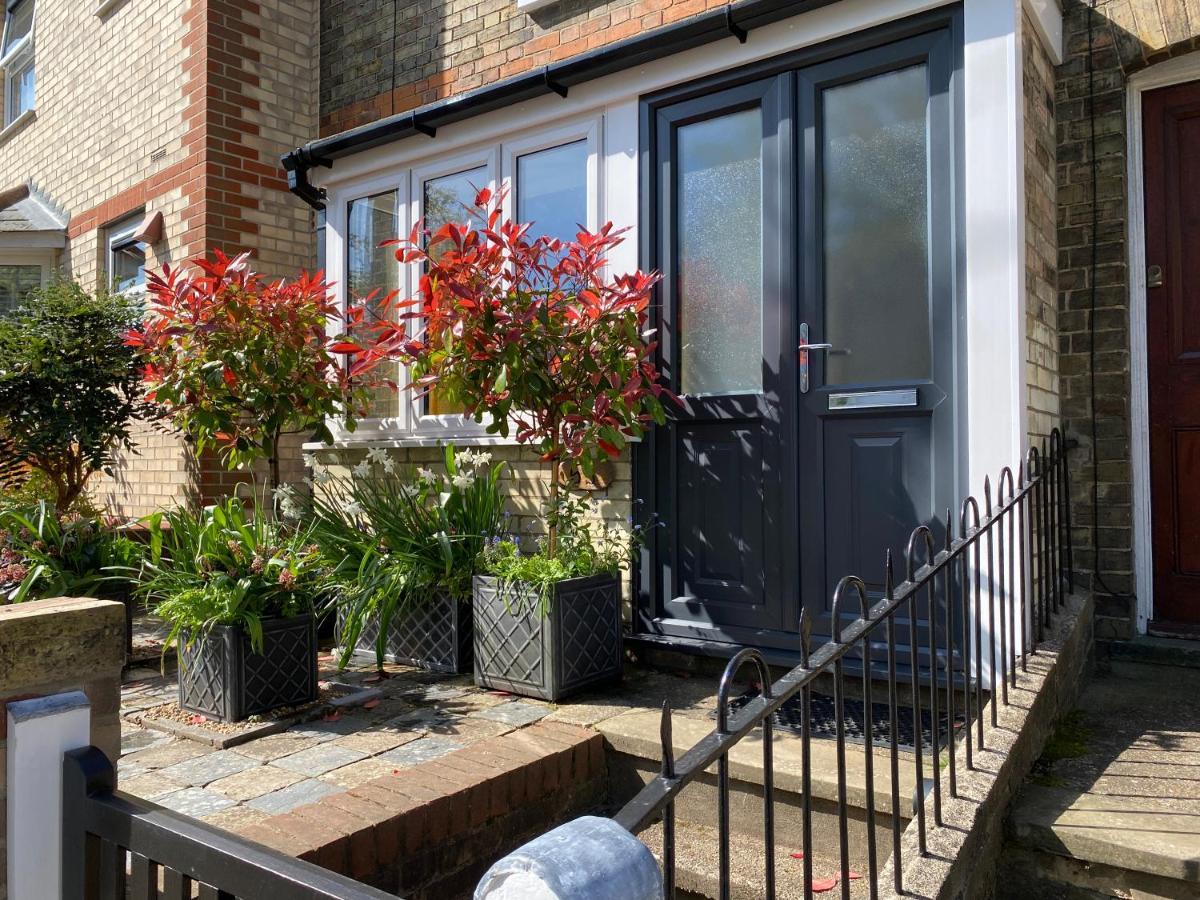 Stylish Town Centre House With Garden And Parking Opposite Villa Bury St. Edmunds Buitenkant foto
