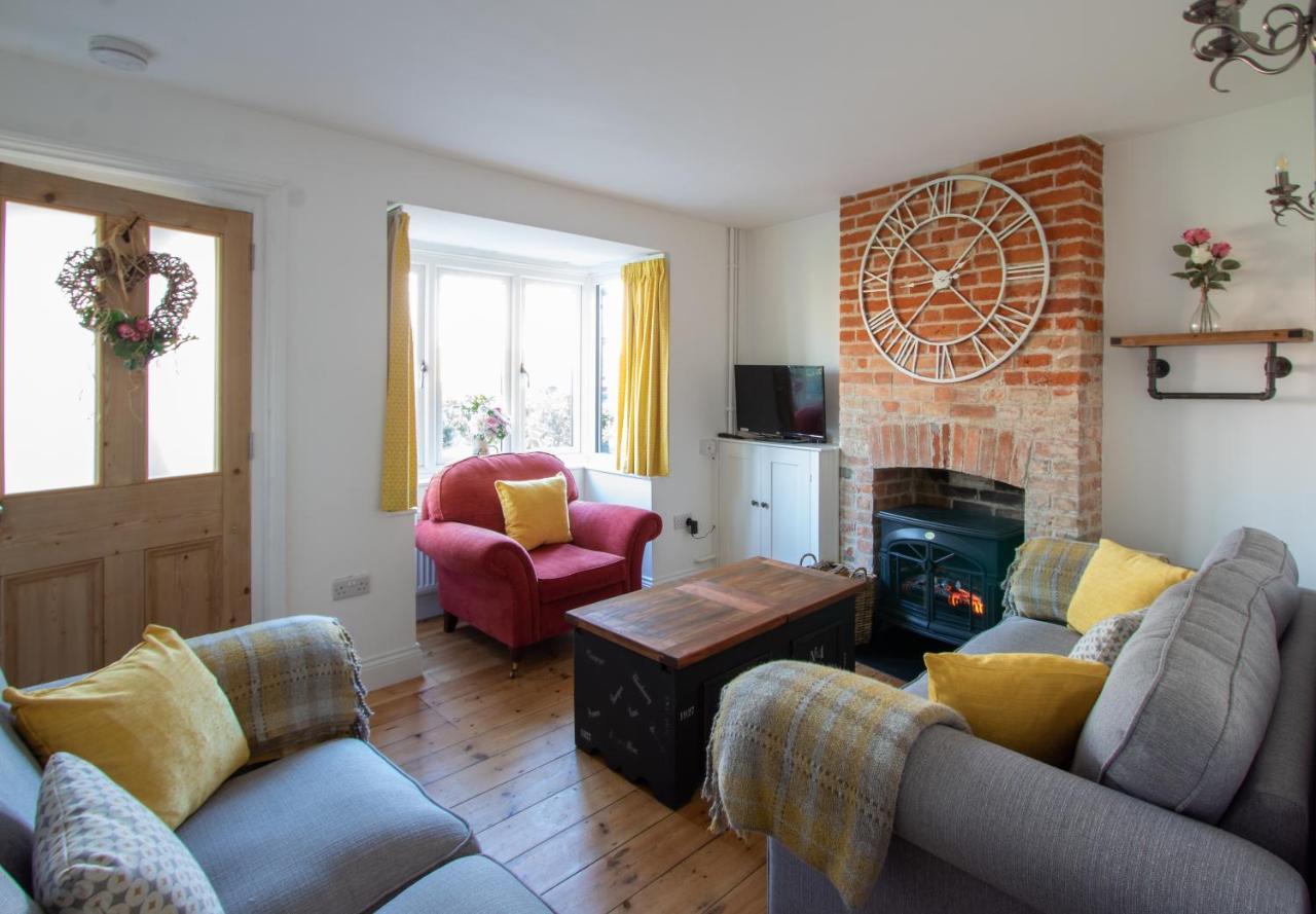 Stylish Town Centre House With Garden And Parking Opposite Villa Bury St. Edmunds Buitenkant foto