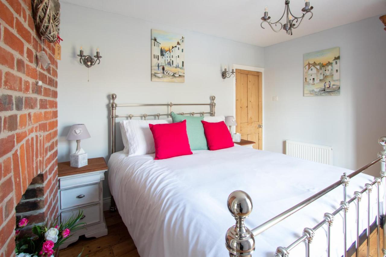 Stylish Town Centre House With Garden And Parking Opposite Villa Bury St. Edmunds Buitenkant foto